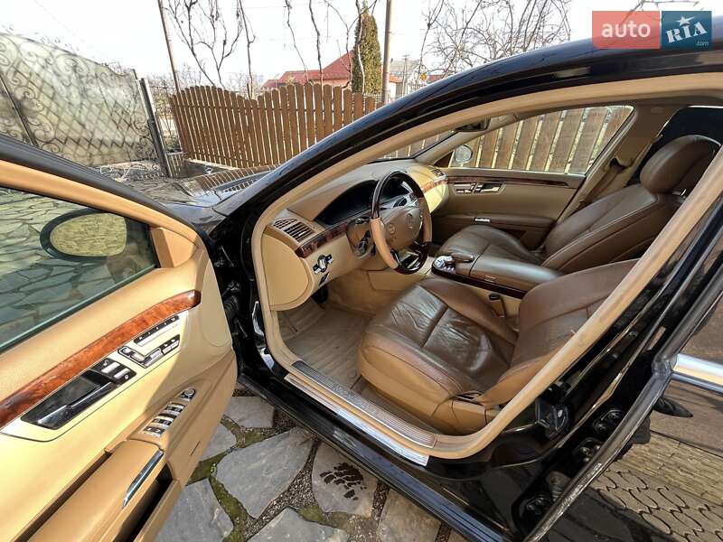 Седан Mercedes-Benz S-Class 2006 в Мукачево