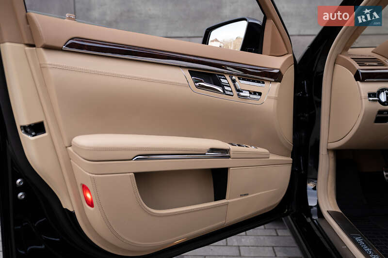 Седан Mercedes-Benz S-Class 2012 в Киеве