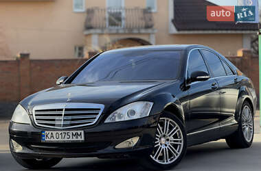 Седан Mercedes-Benz S-Class 2006 в Бердичеві