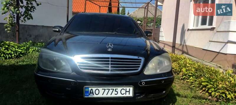 Mercedes-Benz S-Class 2000