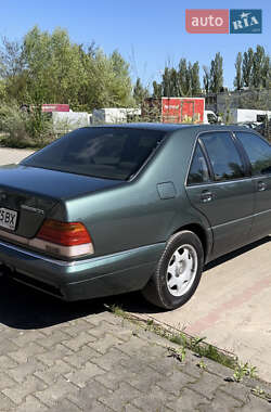 Седан Mercedes-Benz S-Class 1995 в 