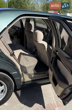 Седан Mercedes-Benz S-Class 1995 в 