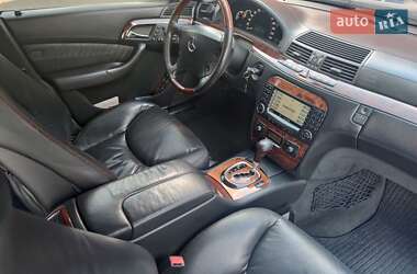 Седан Mercedes-Benz S-Class 2004 в 