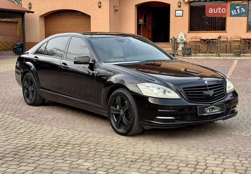 Седан Mercedes-Benz S-Class 2011 в Мукачево