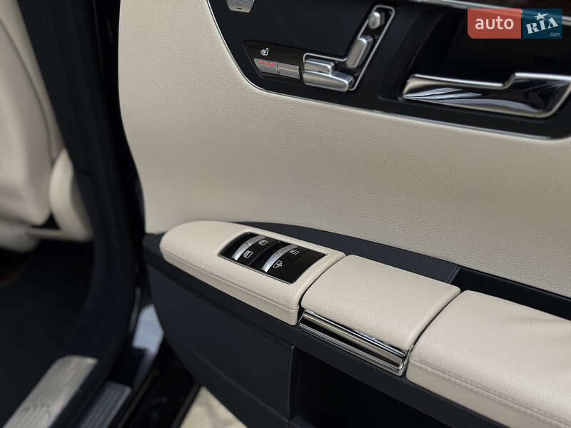 Седан Mercedes-Benz S-Class 2011 в Мукачево