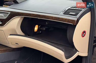 Седан Mercedes-Benz S-Class 2011 в 
