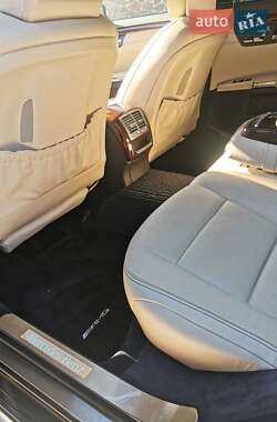 Седан Mercedes-Benz S-Class 2012 в 