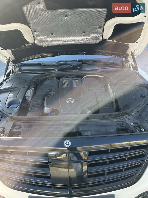 Седан Mercedes-Benz S-Class 2016 в Ровно