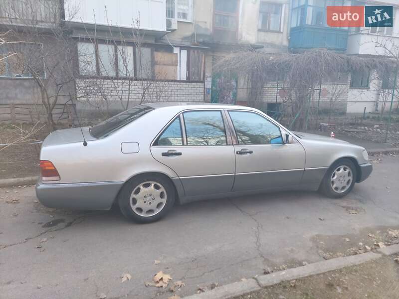 Седан Mercedes-Benz S-Class 1992 в Семенівці