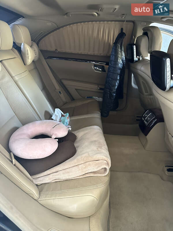 Седан Mercedes-Benz S-Class 2009 в Львове