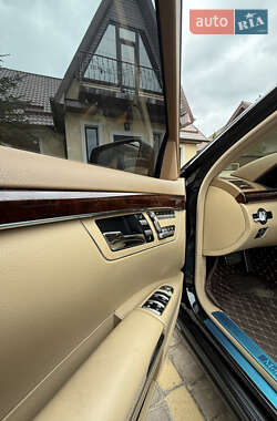 Седан Mercedes-Benz S-Class 2010 в 