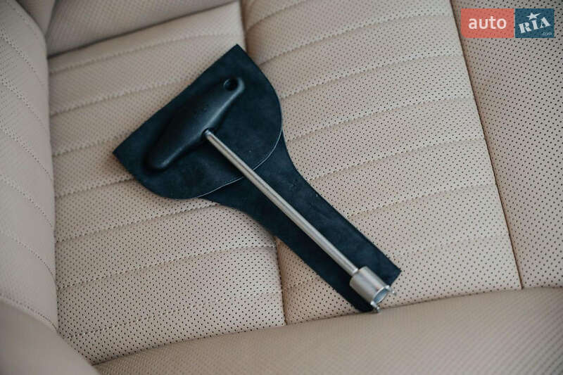 Седан Mercedes-Benz S-Class 2010 в Киеве