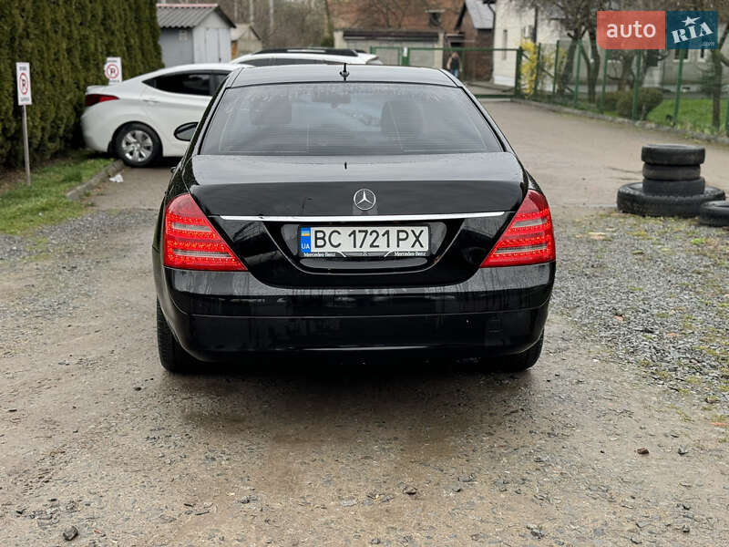 Седан Mercedes-Benz S-Class 2009 в Львові