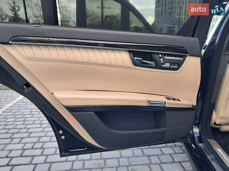 Седан Mercedes-Benz S-Class 2010 в Ивано-Франковске