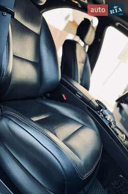 Седан Mercedes-Benz S-Class 2011 в 