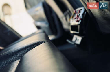 Седан Mercedes-Benz S-Class 2011 в 