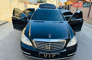Седан Mercedes-Benz S-Class 2011 в 