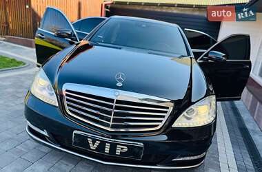 Седан Mercedes-Benz S-Class 2011 в 