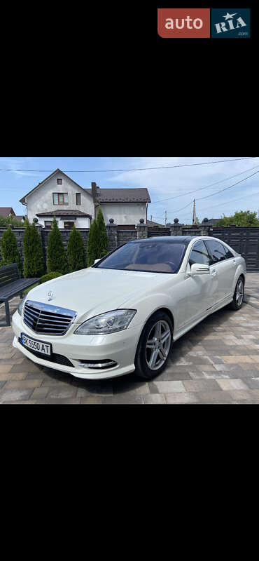 Седан Mercedes-Benz S-Class 2010 в 