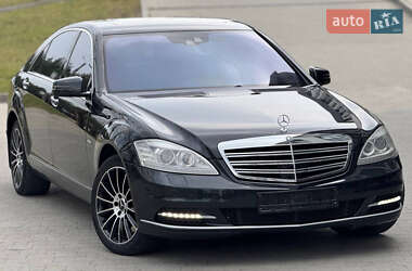 Седан Mercedes-Benz S-Class 2011 в 