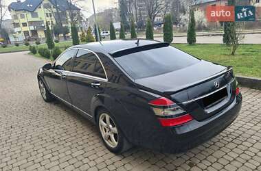 Седан Mercedes-Benz S-Class 2006 в 