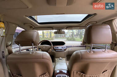 Седан Mercedes-Benz S-Class 2006 в 