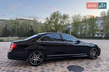 Седан Mercedes-Benz S-Class 2005 в Измаиле