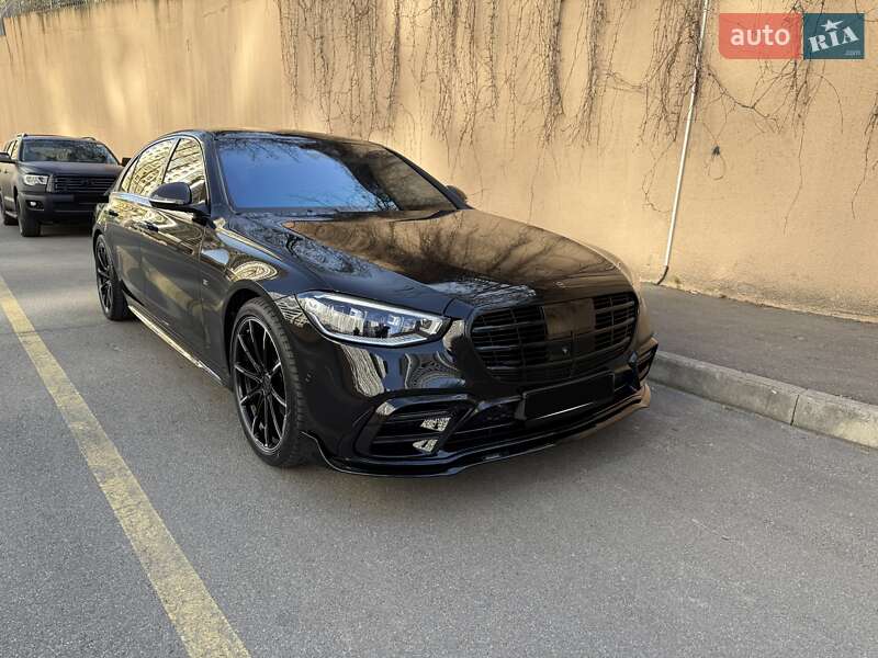 Седан Mercedes-Benz S-Class 2022 в 