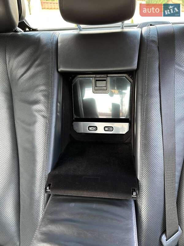 Седан Mercedes-Benz S-Class 2004 в Рени