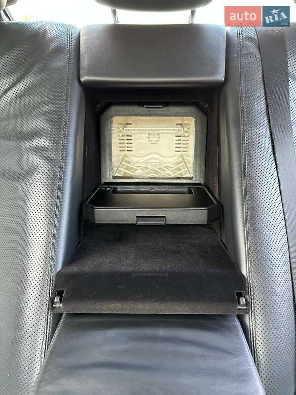 Седан Mercedes-Benz S-Class 2004 в Рени