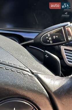 Седан Mercedes-Benz S-Class 2010 в 