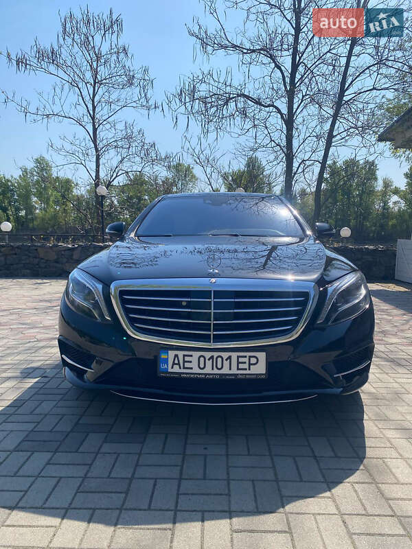 Седан Mercedes-Benz S-Class 2015 в Днепре