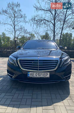 Седан Mercedes-Benz S-Class 2015 в 