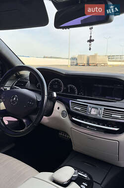 Седан Mercedes-Benz S-Class 2010 в 