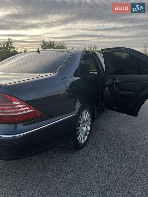 Седан Mercedes-Benz S-Class 2003 в Львове