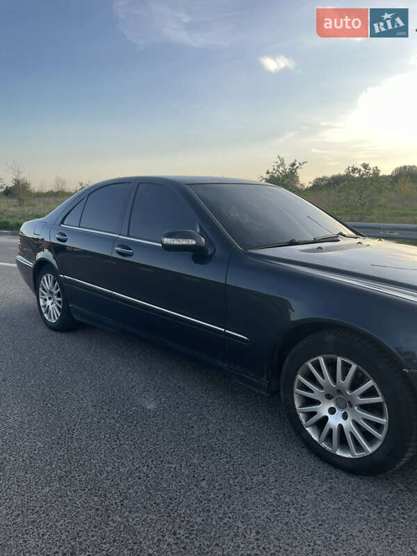 Седан Mercedes-Benz S-Class 2003 в Львове
