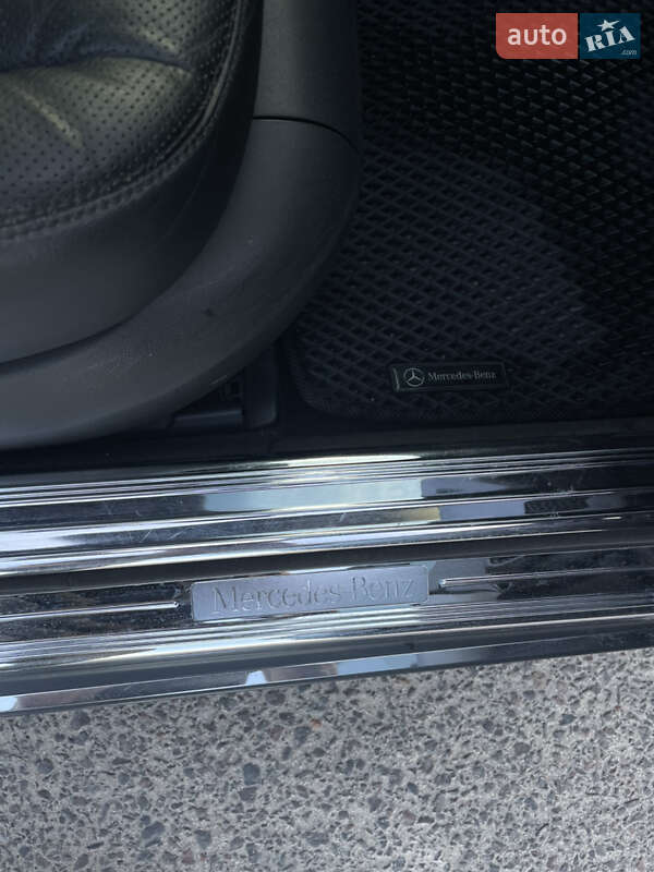 Седан Mercedes-Benz S-Class 2003 в Львове