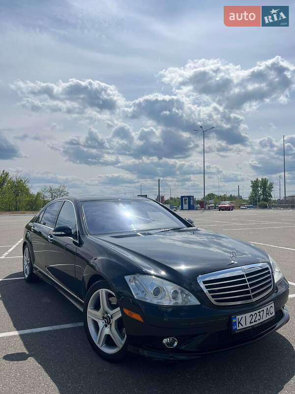 Седан Mercedes-Benz S-Class 2008 в 
