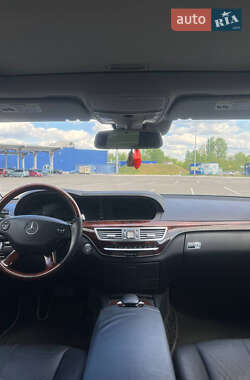 Седан Mercedes-Benz S-Class 2008 в 