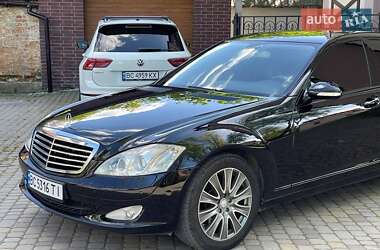Седан Mercedes-Benz S-Class 2008 в 