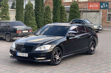 Седан Mercedes-Benz S-Class 2007 в Хмельницькому