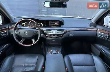 Седан Mercedes-Benz S-Class 2008 в 