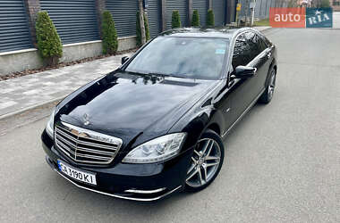 Седан Mercedes-Benz S-Class 2011 в 