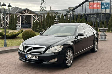 Седан Mercedes-Benz S-Class 2006 в Стрые