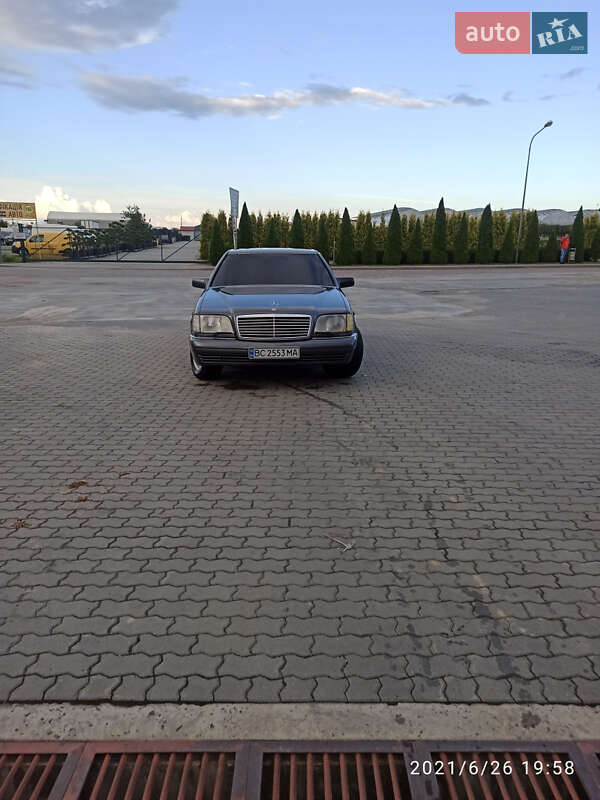 Седан Mercedes-Benz S-Class 1995 в 