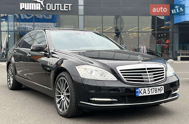 Седан Mercedes-Benz S-Class 2012 в 