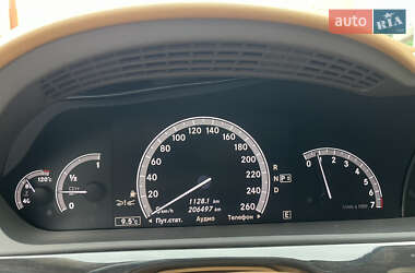 Седан Mercedes-Benz S-Class 2012 в 