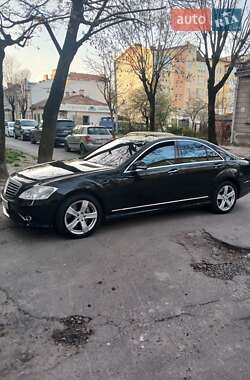 Седан Mercedes-Benz S-Class 2005 в 