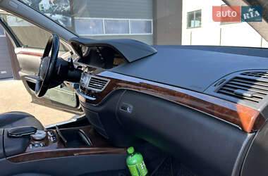 Седан Mercedes-Benz S-Class 2011 в 