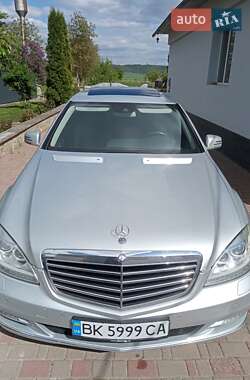 Седан Mercedes-Benz S-Class 2011 в 